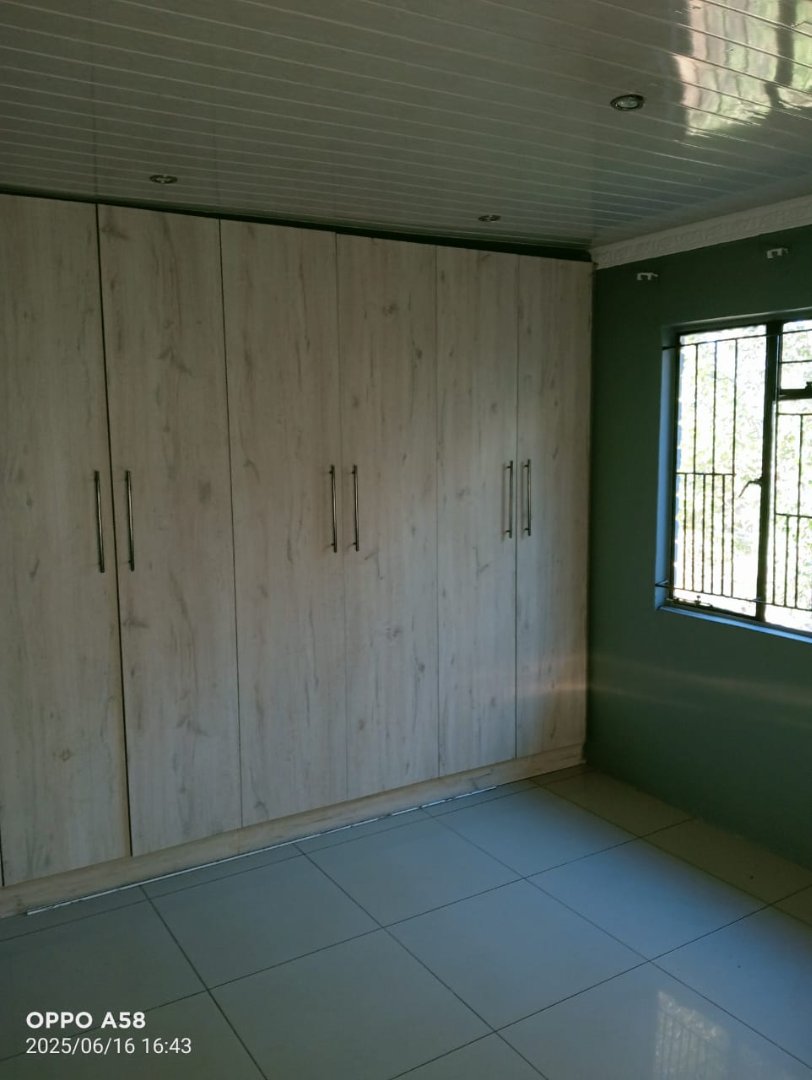 Bedroom Property for Sale in Bloemside 4 Free State